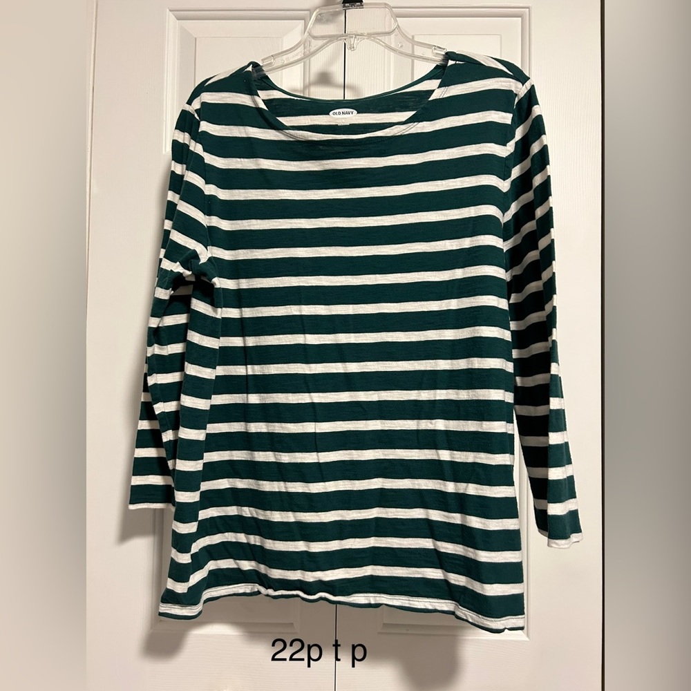 Old Navy Crew Neck L/S cotton T